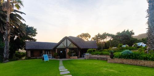 Herolds Bay House | Dutton's Cove Guest House