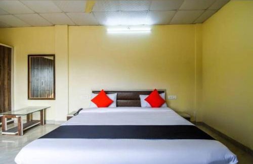 Somatane Hotel | Dwaraka Lodging