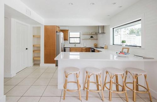 Sarasota House | *DWTN*Heated Pool* Tropical Paradise!