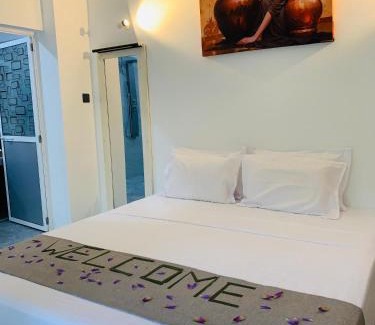 Dickwella Bed & Breakfast | E Seven House