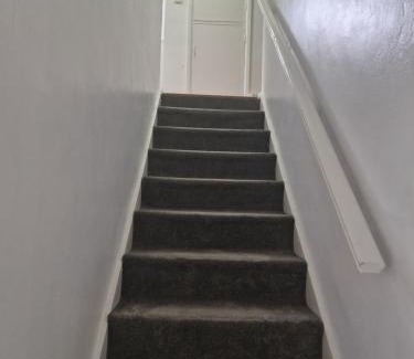 Newham Apartment | E13 x DM4 weekly monthly deals