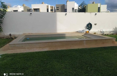 Merida House | Each Ya'ax with Pool