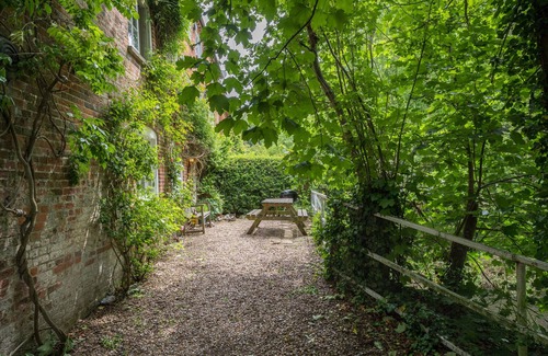 Foxley House | Eades Mill - Three Bedroom House, Sleeps 8