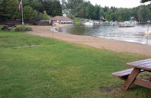 Eagle Bay Cottage | Eagle Bay Cottage with Lake Rights