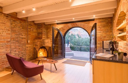 West Sedona House | Eagle Dancer, Guest Suite. A Luxury Retreat w/Spa