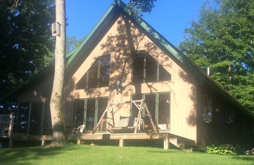 Hurley Cabin | Eagle Point Cabin on Island Lake in Iron County, Wisconsin