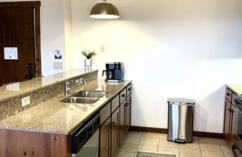 Snowshoe Apartment | Eagle Rare at Soaring Eagle Lodge