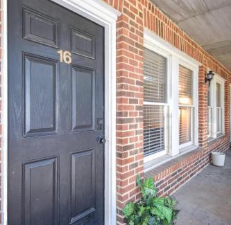 Auburn House | Eagle's Landing In Auburn