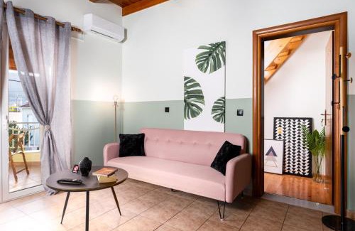 Aigio Apartment | Eagle's Nest City Apartments