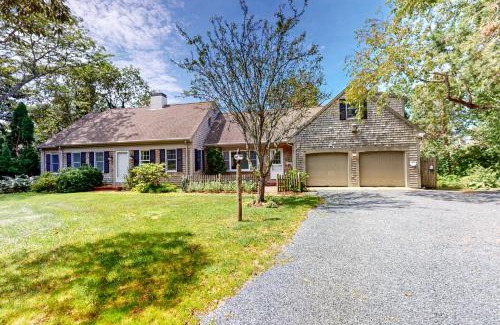 Yarmouth Port House | Eagle's Nest