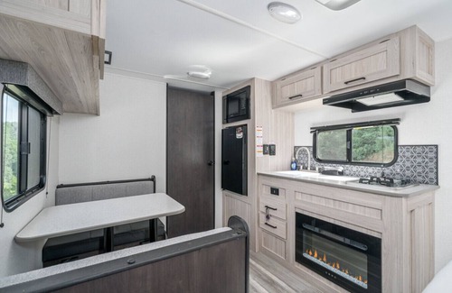 Blue Ridge House | Eagle's View Campsite