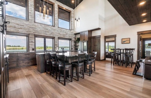 Island Park House | Eagles Landing | 40 Mins To W Yellowstone