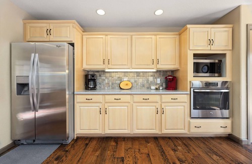 Estes Park House | Eagles Nest at Creekside on the 17th Green!