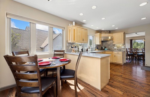 Estes Park House | Eagles Nest at Creekside on the 17th Green!
