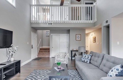 Shalimar House | Eagles Nest - Charming Townhome in the heart of Shalimar by RedAwning