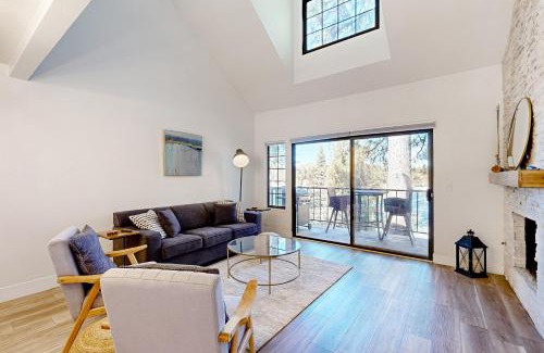 Lake Arrowhead Apartment | Eagles Nest on Lake Arrowhead