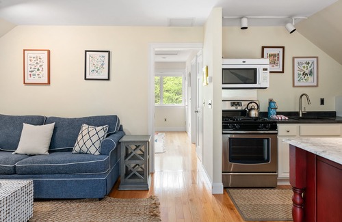 Yarmouth House | Eagles Nest Preserve Cottage