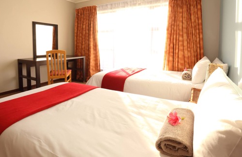 Sedgefield Resort | Eagles Nest Resort in the Garden Route has spectacular lake and mountain views