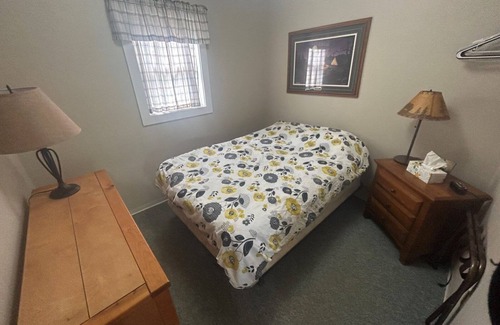Duluth Resort | Eagles Nest Resort Two Bedroom Cabins, Full Bar and Restaurant and RV Spaces