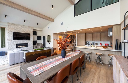 Jackson Condo | Eagle’s Rest - Top Floor 3 BR Luxury Residence