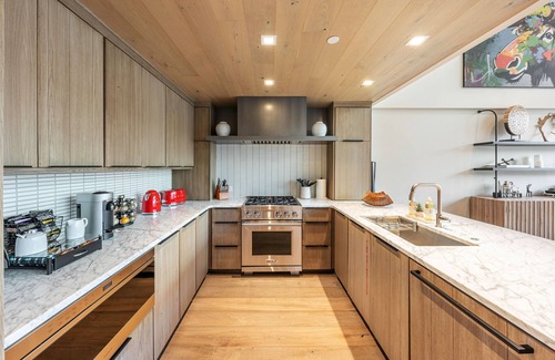 Jackson Condo | Eagle’s Rest - Top Floor 3 BR Luxury Residence