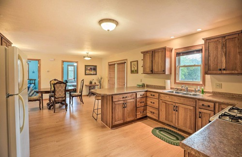 Crofton House | 'Eagles View' w/Game Room - Walk to River!