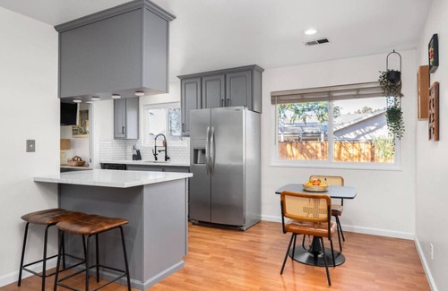 Concord House | East Bay Area Retreat l Convenient l 3 Bedroom