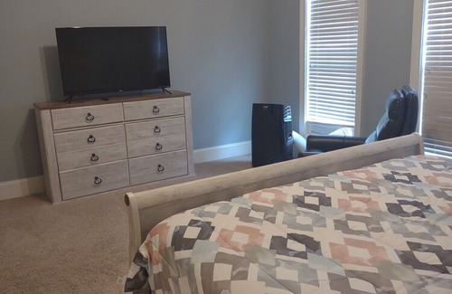 Cumberland Condo | /East Cobb Baseball Complex /15 miles from East Cobb Baseball complex