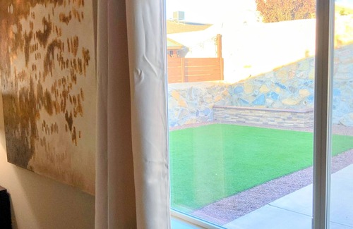 Biggs Field House | East El Paso home located near Hospitals and Highway. Mid term stays welcomed!