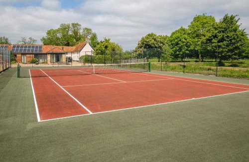 Saxmundham House | East Green Farm Cottages - The Old Stables