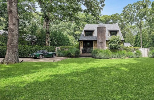 Clearwater Beach House | East Hampton Hideaway w/Automatic Pool Cover