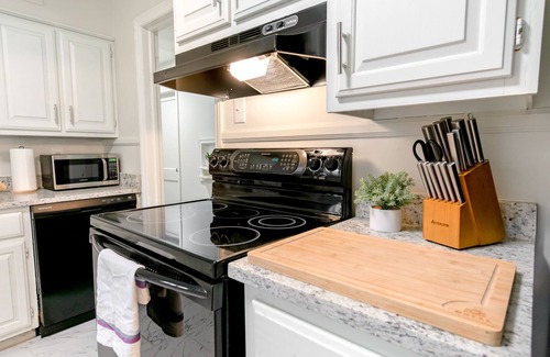 Memphis House | East Memphis 4bed + 2 bath Home