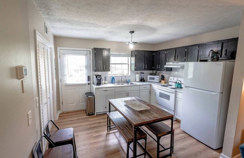 Barclay Drive House | East Nashville Getaway - Walk to Parks, Golf & Music Spots