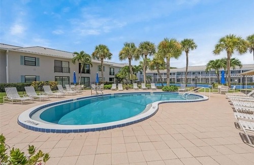Indian River Shores Condo | East of A1A and private beach access!