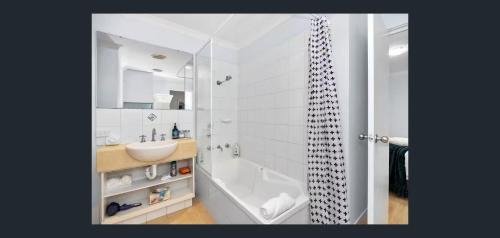 East Perth Apartment | East Perth Apartment Suites with Parking