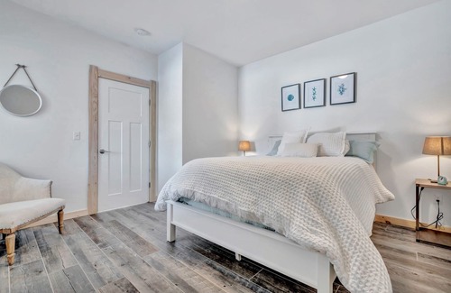 Owls Head House | East unit in Ocean View Duplex with Walk to Crescent Beach