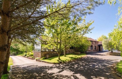 Belluton Cottage | EAST WING, pet friendly, character holiday cottage in Pensford