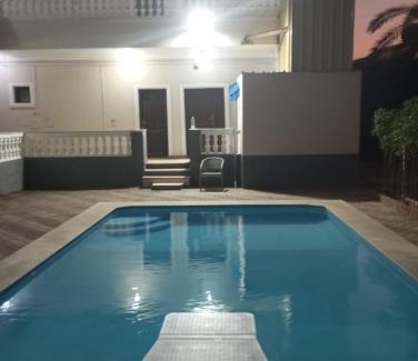 Giza Hotel | Eastern Oasis Motel & Horse Farm