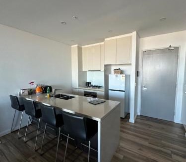 Eastgardens Apartment | Eastern Suburbs APT near Beach and Shopping mall