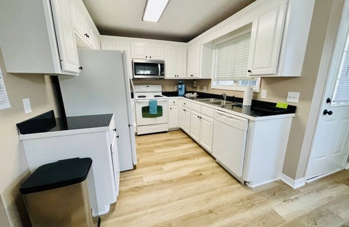 Hammond Apartment | Eastgate 18A beautiful townhouse