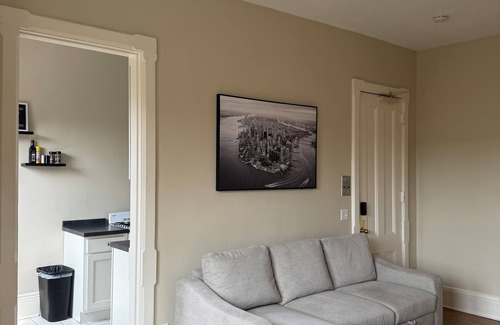 Central Business District Apartment | Eastman Retreat Stylish 2BR Near Cafés & Concerts