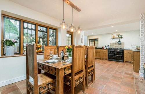 Moreton-in-Marsh Cottage | Eastnor