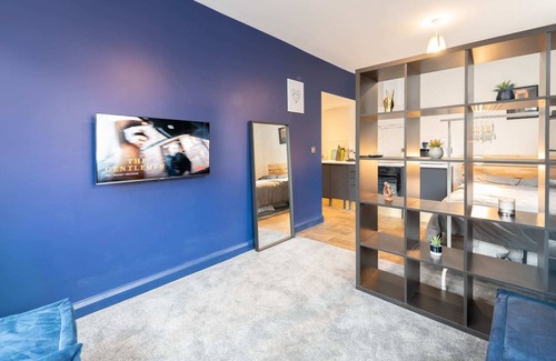 Easton Apartment | Easton 1 by StayStaycations