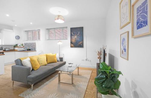 High Wycombe Apartment | Eastons 1 Bedroom Apartment with Sofa Bed