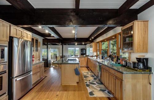 Windsor House | Eastside Eden A Wine Country Escape