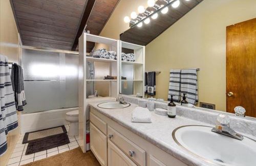 Windsor House | Eastside Eden A Wine Country Escape