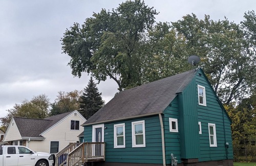 Green Bay House | Easy access through west side of GB-off hwy 41 & 29