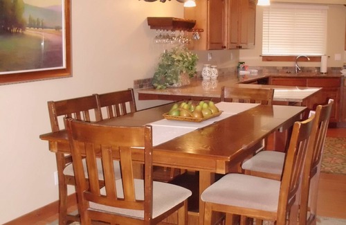 Mountain House Condo | Easy Access to Peru Lift!