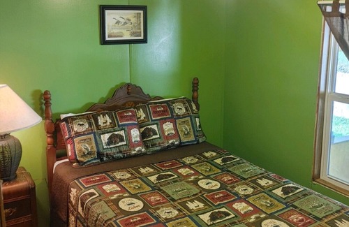 Robbinsville House | Easy Acess To Cherohala Skyway And Joyce Kilmer Forrest, Fishing and Swimmimng