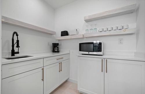 Old Orchard Beach House | Easy Beach Access, Sleeps 12